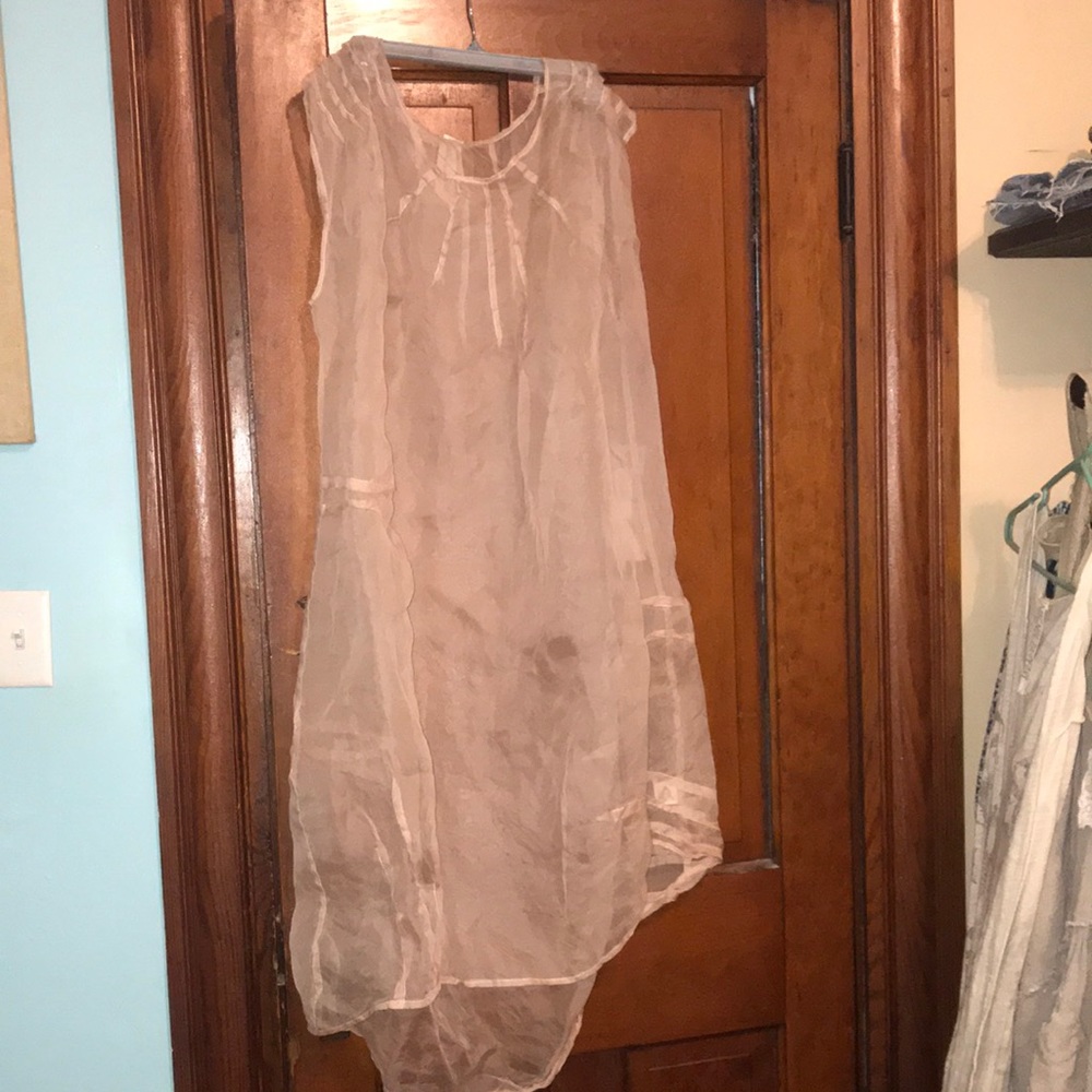 Tina Givens Prisio shell dress.